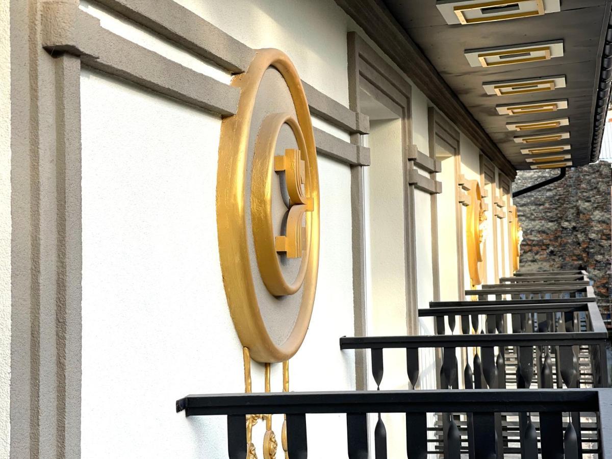 Economy Room In Hotel Eney إلفيف المظهر الخارجي الصورة