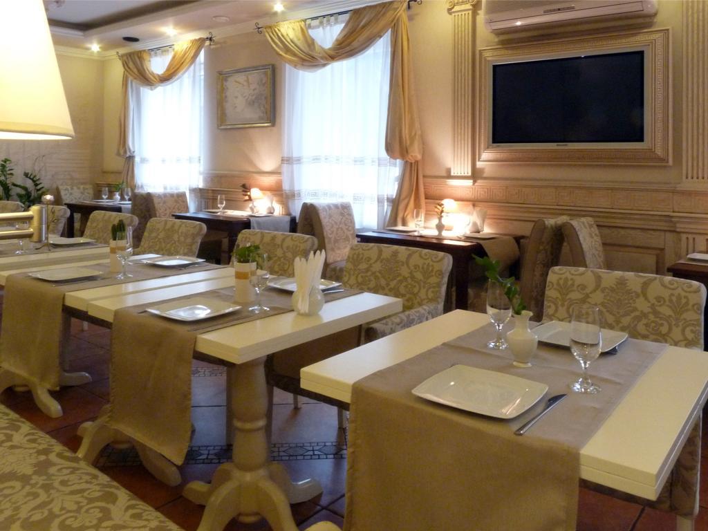 Economy Room In Hotel Eney إلفيف المظهر الخارجي الصورة